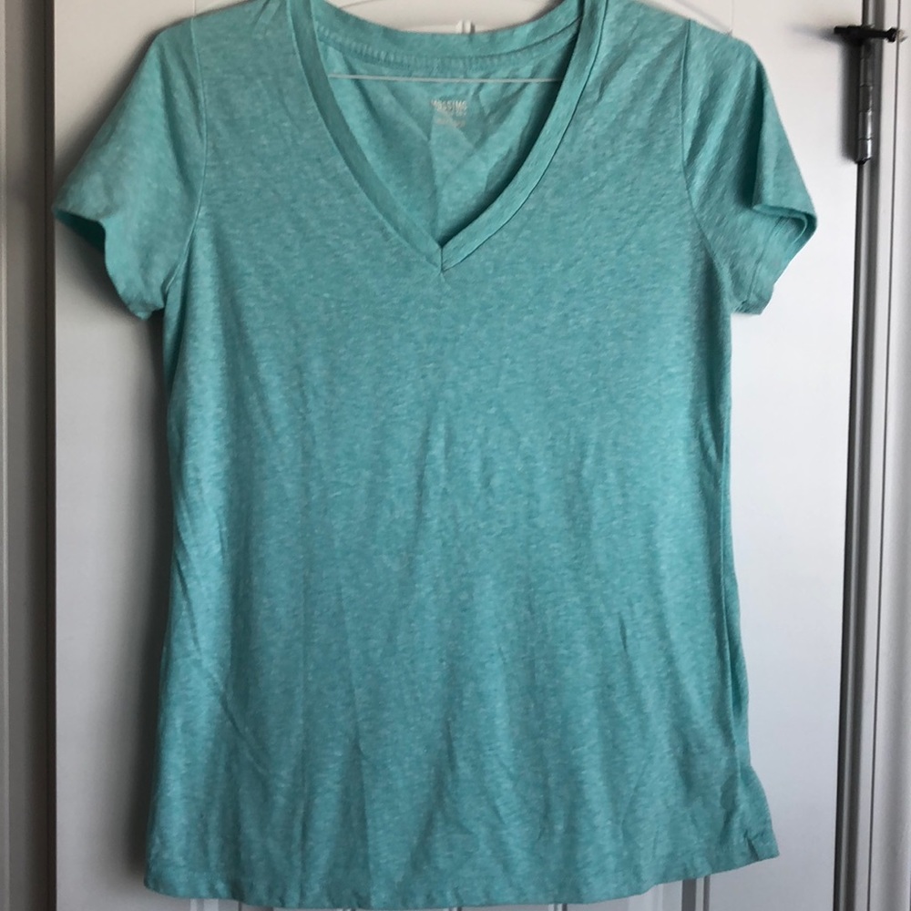 Large Mossimo t-shirt